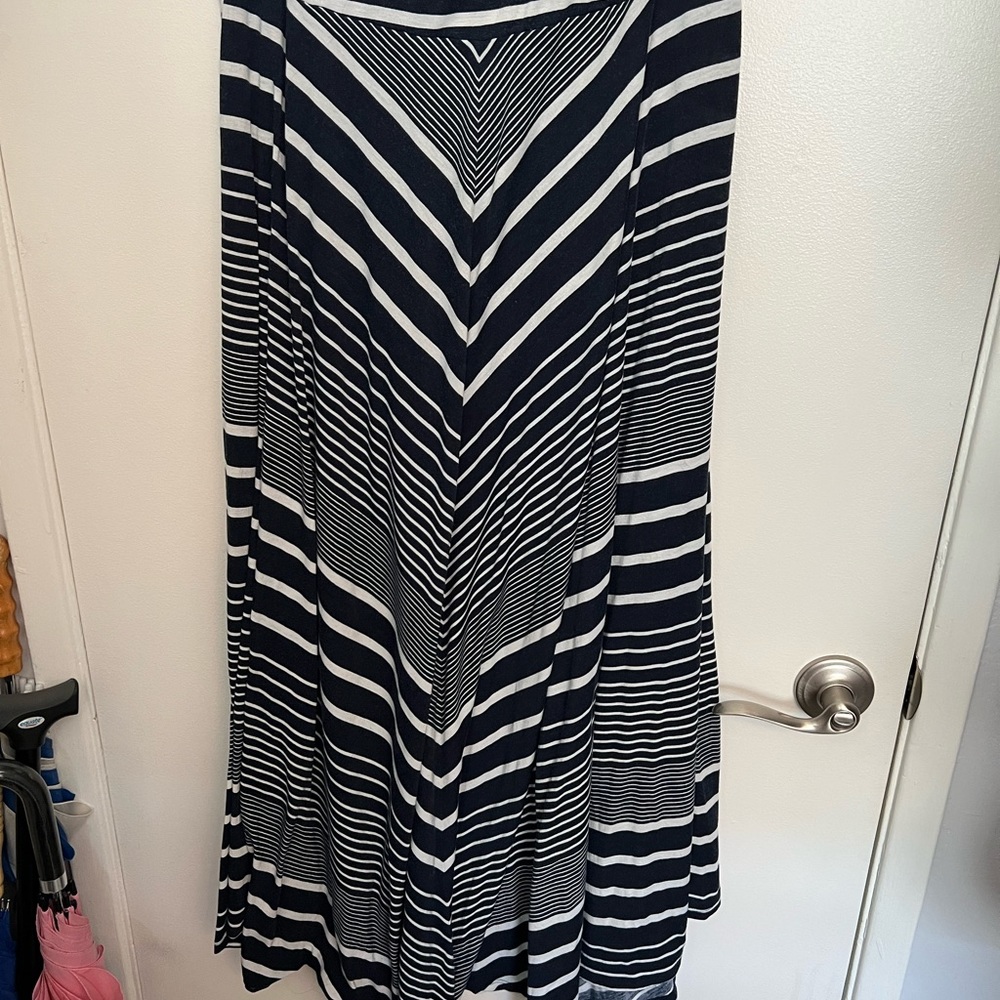 Metaphor Maxi Skirt - Picture 2 of 5